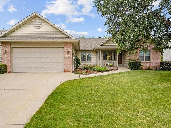 3500 121st STREET, Pleasant Prairie, WI 53158