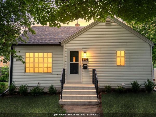 810 E 1ST STREET, Kimberly, WI 54136