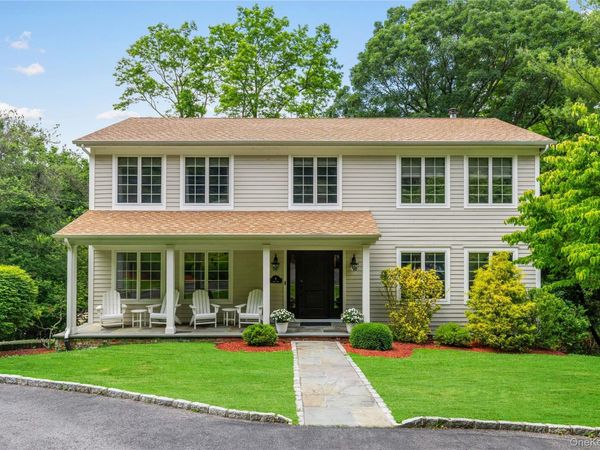 9 Lori Lane , Chappaqua, NY 10514