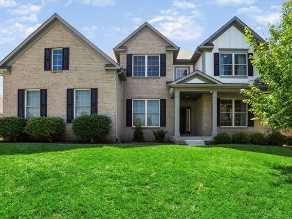 5019 Saddle Creek Lane, Noblesville, IN 46062