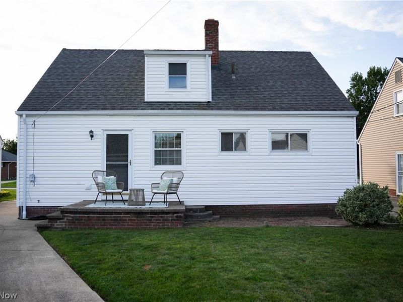 29508 Woodway Drive, Wickliffe, OH 44092 Photo 3