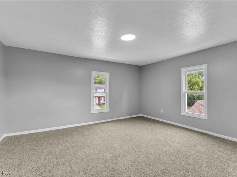 1038 W Hopocan Avenue, Barberton, OH 44203 Photo 19