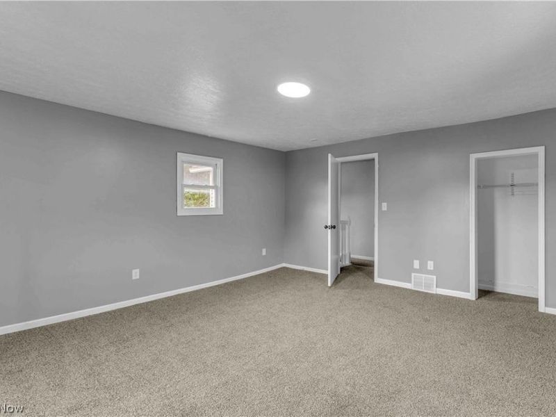 1038 W Hopocan Avenue, Barberton, OH 44203 Photo 21