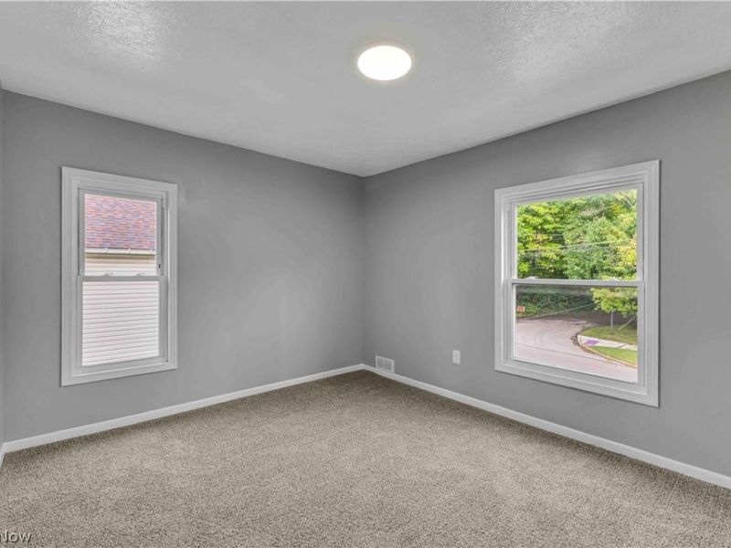 1038 W Hopocan Avenue, Barberton, OH 44203 Photo 22