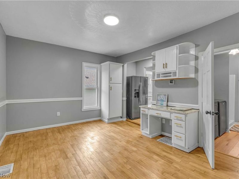 1038 W Hopocan Avenue, Barberton, OH 44203 Photo 9