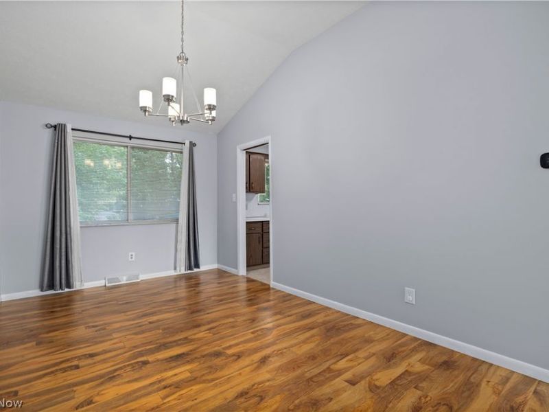 7653 Trenton Trail, Middleburg Heights, OH 44130 Photo 10