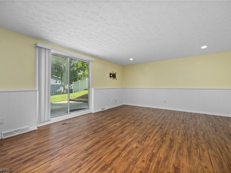 7653 Trenton Trail, Middleburg Heights, OH 44130 Photo 17