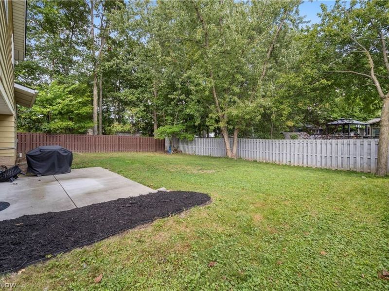 7653 Trenton Trail, Middleburg Heights, OH 44130 Photo 43
