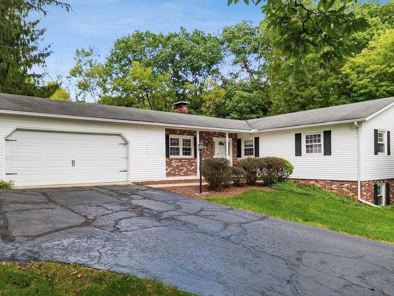 859 Shoreham Drive, Newark, OH 43055 Photo 1