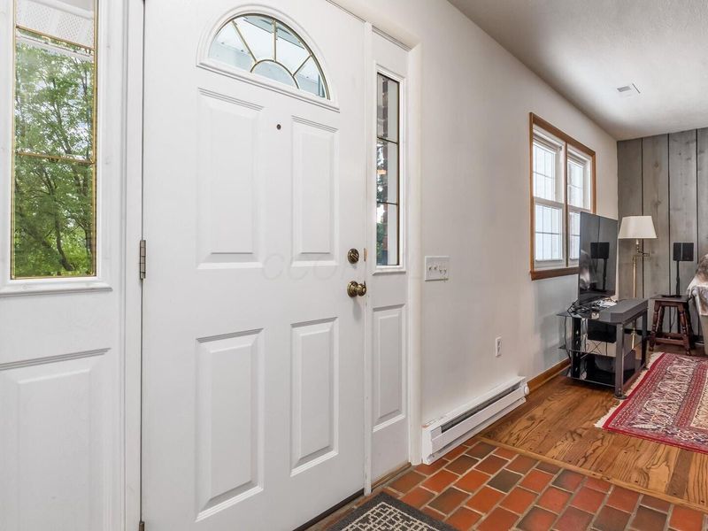 859 Shoreham Drive, Newark, OH 43055 Photo 3
