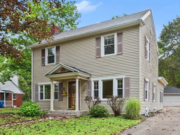 2511 Glenwood Drive, Kalamazoo, MI 49008