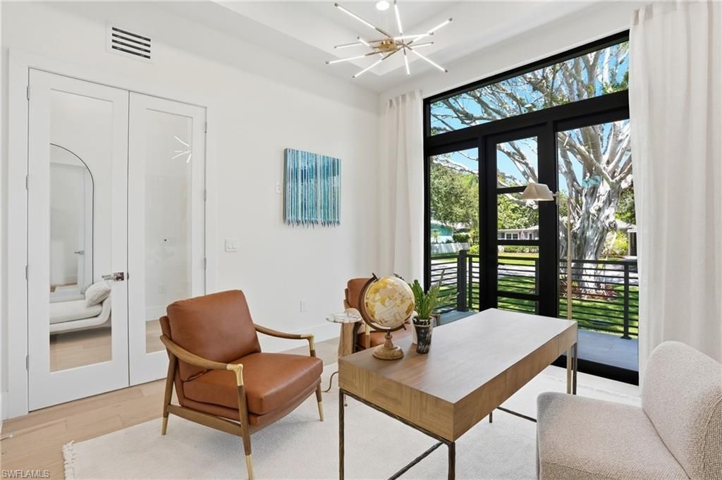 1150 8th Ter N, Naples, FL 34102 Photo