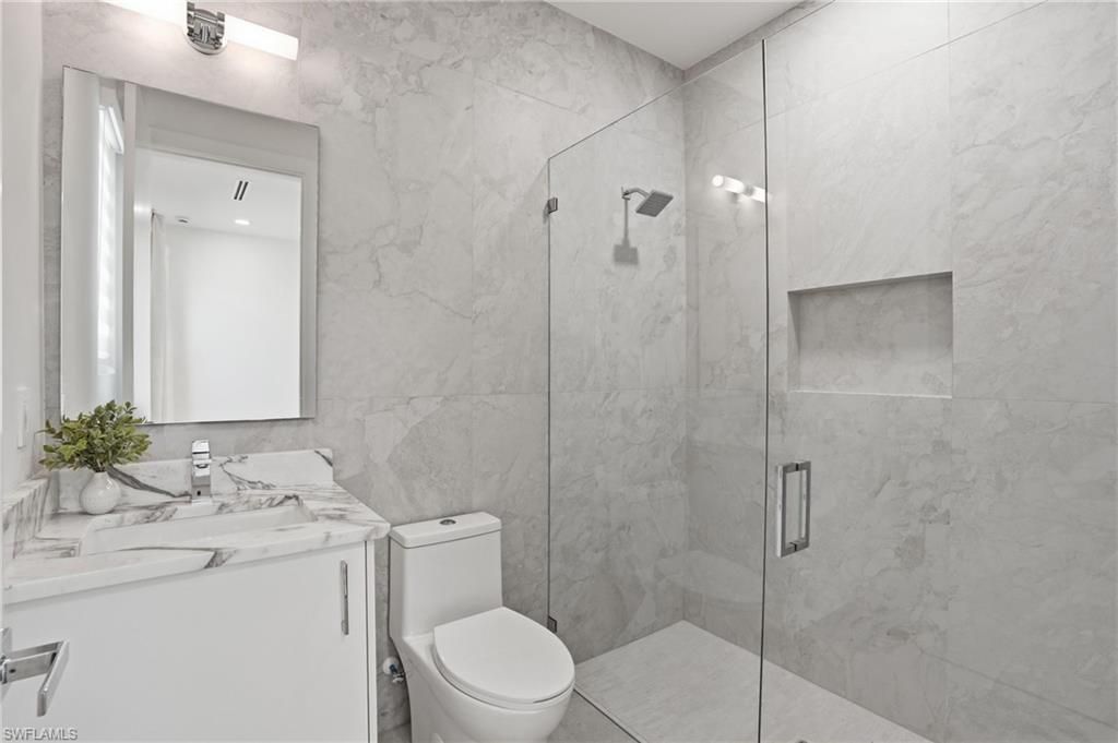 1150 8th Ter N, Naples, FL 34102 Photo