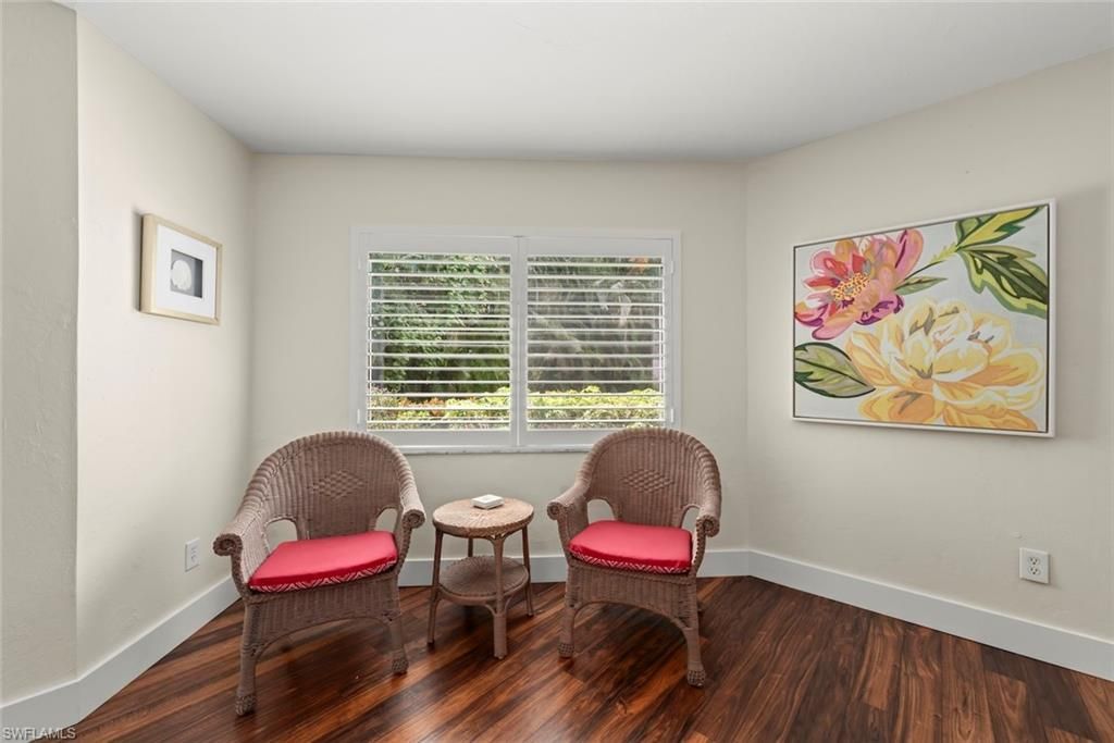 592 Beachwalk Cir, Unit 105, Naples, FL 34108 Photo