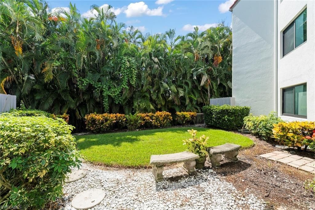 592 Beachwalk Cir, Unit 105, Naples, FL 34108 Photo
