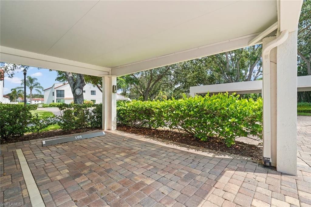 592 Beachwalk Cir, Unit 105, Naples, FL 34108 Photo