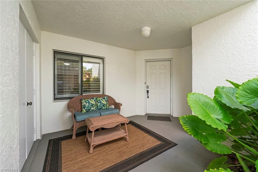 592 Beachwalk Cir, Unit 105, Naples, FL 34108 Photo