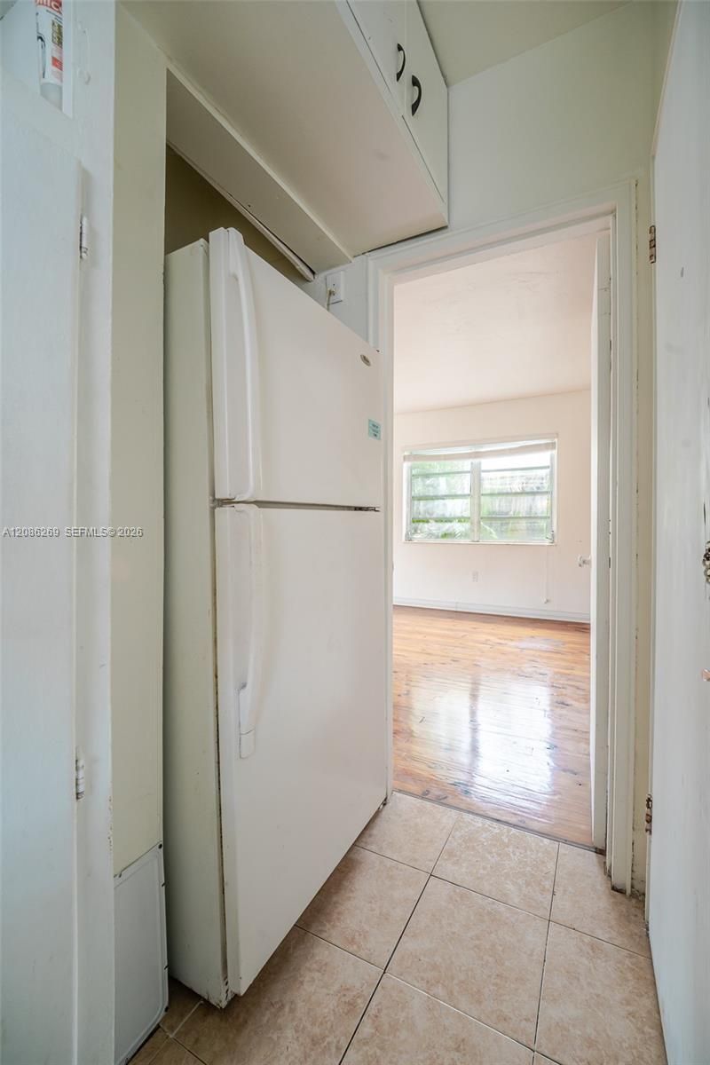 4740 Pine Tree Dr, Unit 20, Miami Beach, FL 33140 Photo