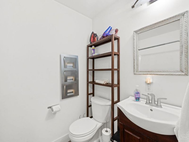 16 E Thirteenth Street, Cincinnati, OH 45202 Photo 46
