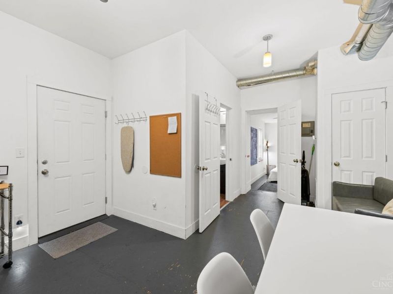 16 E Thirteenth Street, Cincinnati, OH 45202 Photo 52