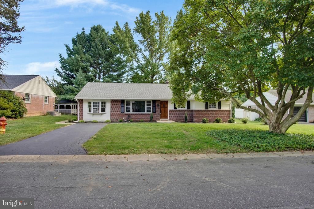 2728 KIMBERLY ROAD, LANCASTER, PA 17603