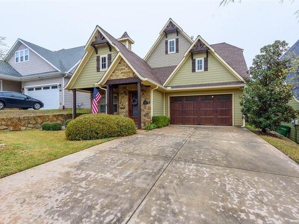 405 Dallas Street, Argyle, TX 76226