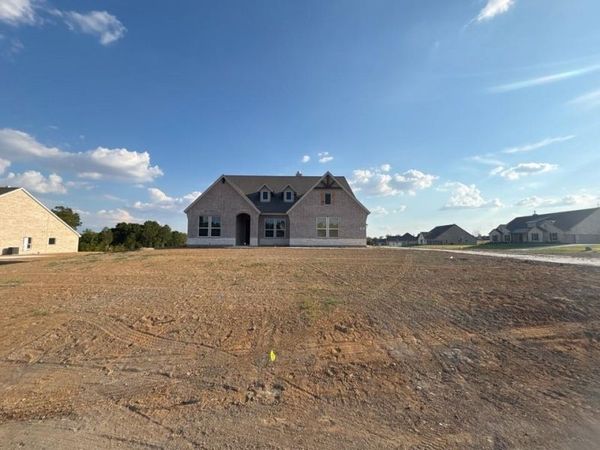 701 Deer Dale Court, Van Alstyne, TX 75495