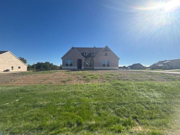 701 Deer Dale Court, Van Alstyne, TX 75495