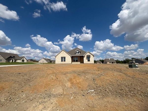 800 Monterrey Circle , Van Alstyne, TX 75495