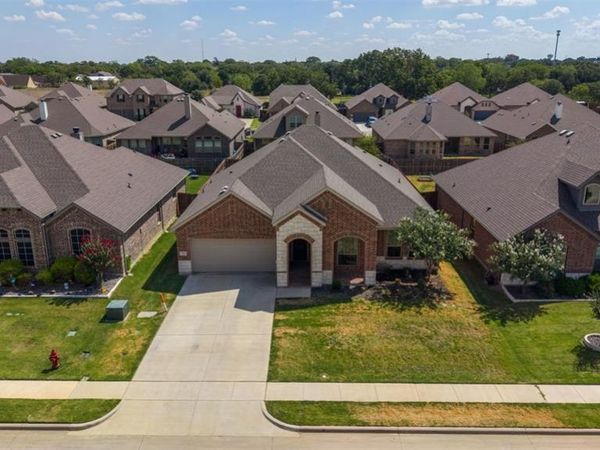 112 Constitution Drive, Joshua, TX 76058