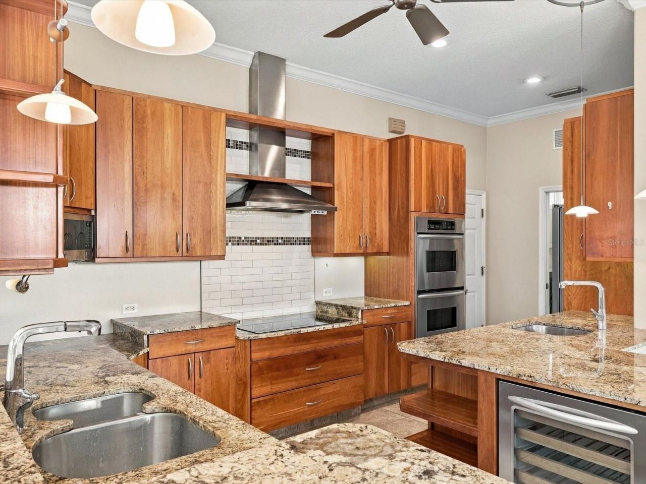 4727 Spinnaker Drive, Bradenton, FL 34208 Photo