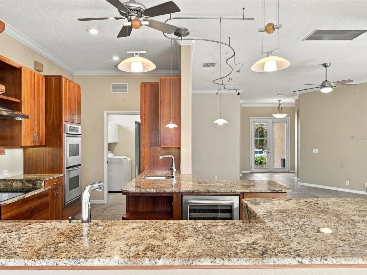 4727 Spinnaker Drive, Bradenton, FL 34208 Photo