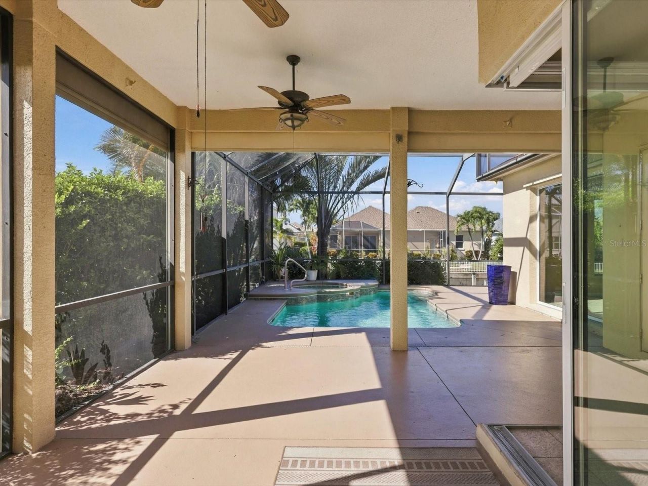 4727 Spinnaker Drive, Bradenton, FL 34208 Photo