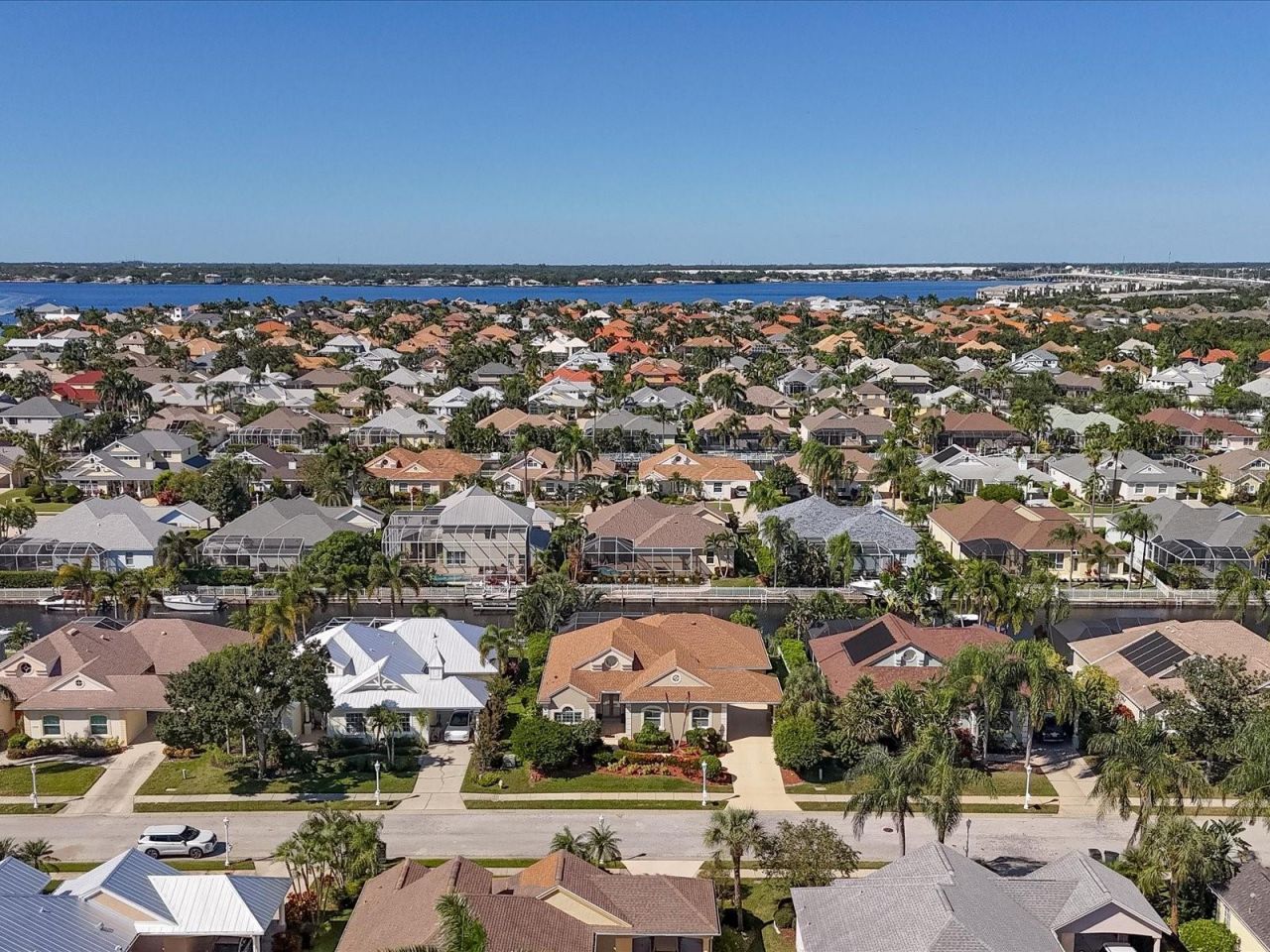 4727 Spinnaker Drive, Bradenton, FL 34208 Photo