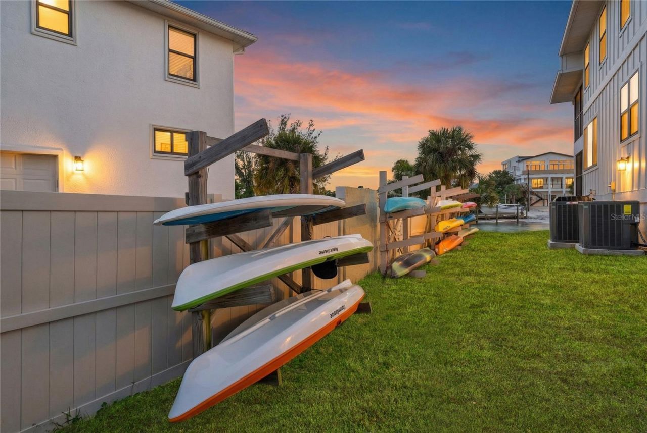 9226 Midnight Pass Road, Unit 3B, Sarasota, FL 34242 Photo