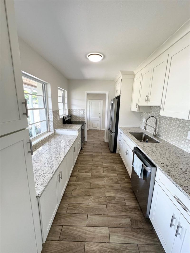 3101 13th Avenue W, Bradenton, FL 34205 Photo