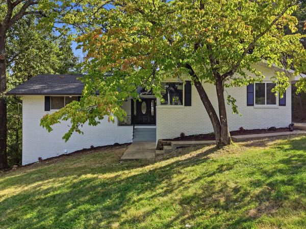 410 Paragon Drive, Chattanooga, TN 37415