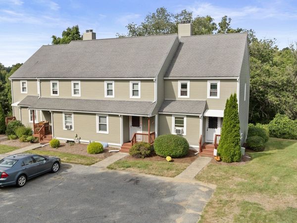 5 Edna Cir, Unit 5, North Brookfield, MA 01535