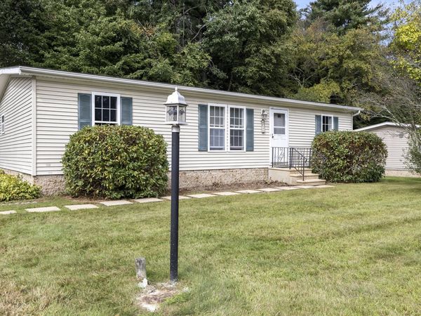 21 Fox Run, Brookfield, MA 01506