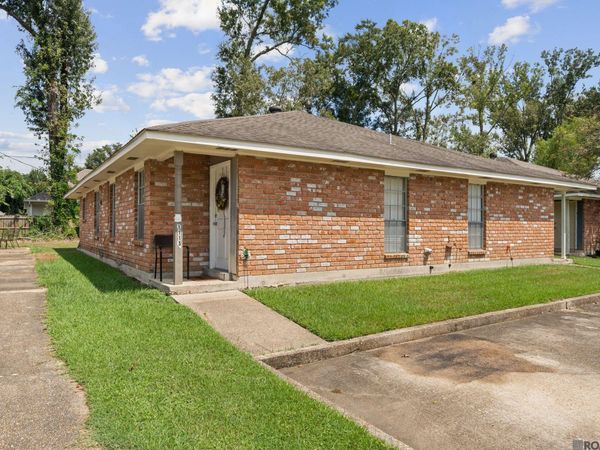 1115-1117 Willow Creek, Zachary, LA 70791