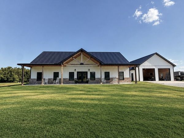 1785 Mosley Ferry Rd , Chapmansboro, TN 37035