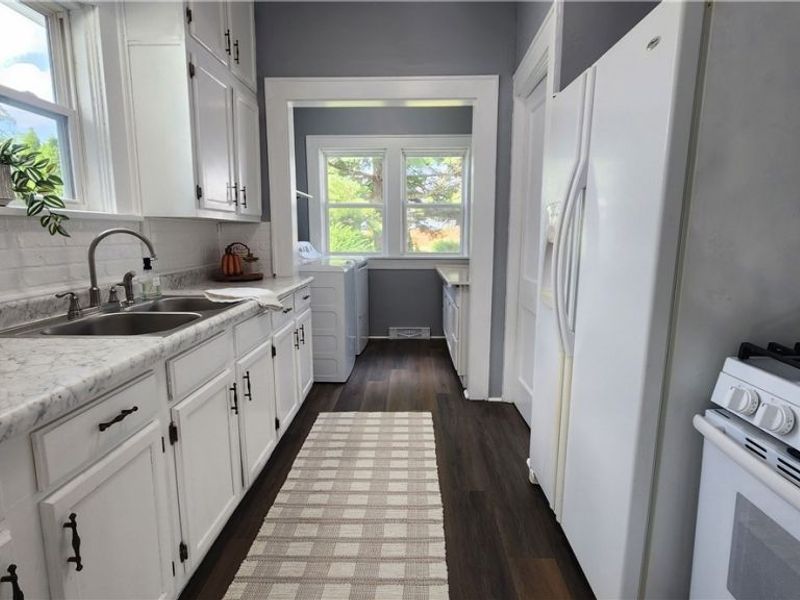 319 Franklin Street, Uhrichsville, OH 44683 Photo 13