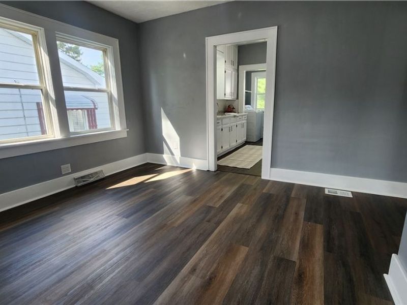 319 Franklin Street, Uhrichsville, OH 44683 Photo 24