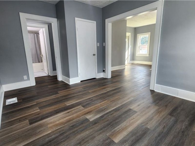 319 Franklin Street, Uhrichsville, OH 44683 Photo 26