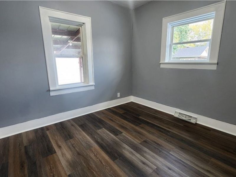 319 Franklin Street, Uhrichsville, OH 44683 Photo 29