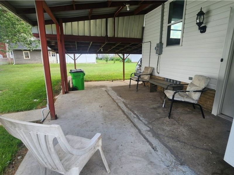 319 Franklin Street, Uhrichsville, OH 44683 Photo 8