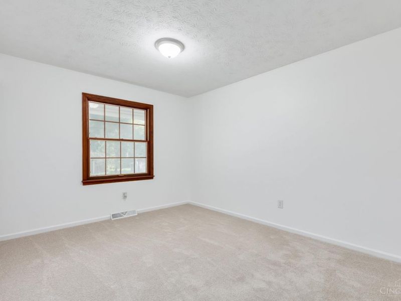 558 Lang Road, Union Township, OH 45244 Photo 22