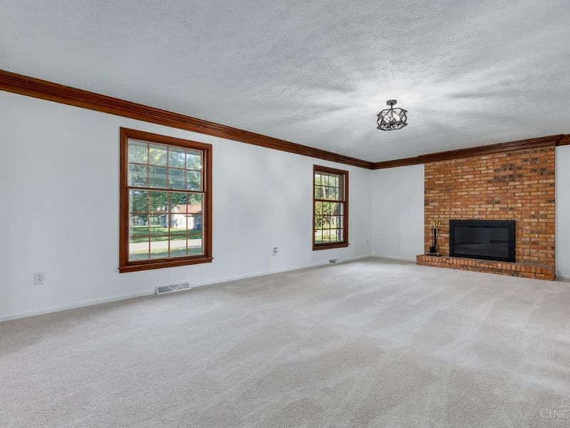558 Lang Road, Union Township, OH 45244 Photo 6