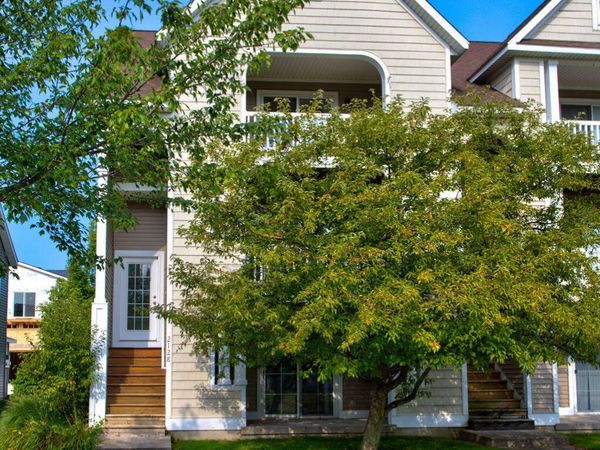 2128 Sherwood Avenue, Holland, MI 49423