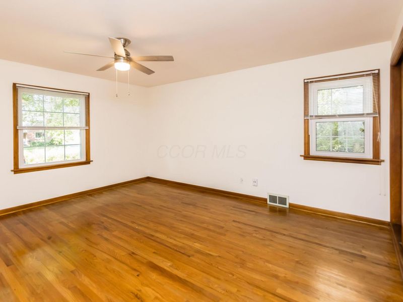 92 N Harding Road, Columbus, OH 43209 Photo 23